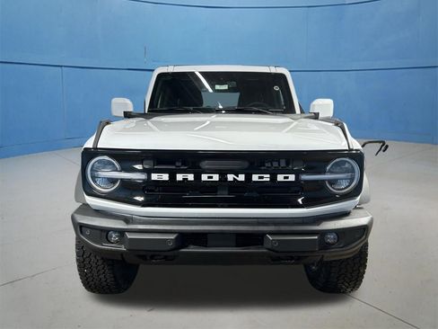 New 2026 Ford Bronco Outer Banks AWD/4WD image 4