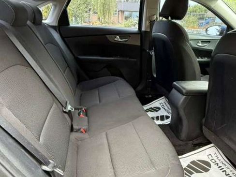 Used 2019 Kia Forte LXS FWD image 15