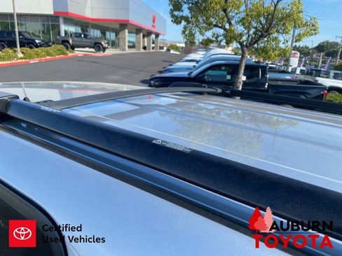Used 2021 Toyota 4Runner TRD Off-Road Premium AWD/4WD image 14