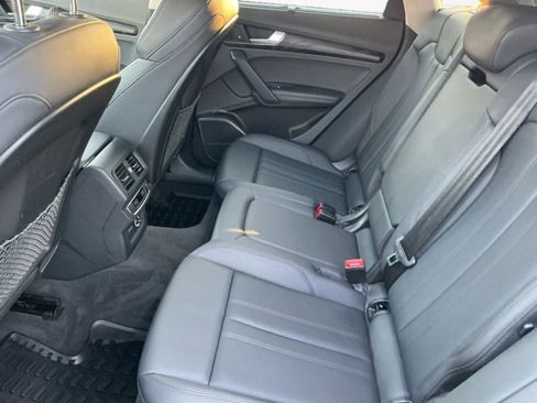 Used 2020 Audi Q5 e Prestige image 15