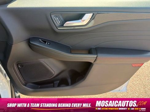 Used 2024 Ford Escape ST-Line w/ Tech Pack #1 AWD/4WD image 9