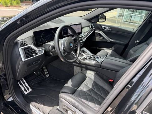 Used 2025 BMW X6 M60i AWD/4WD image 3