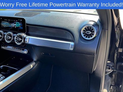 Used 2021 Mercedes-Benz GLB 250 GLB 250 image 21