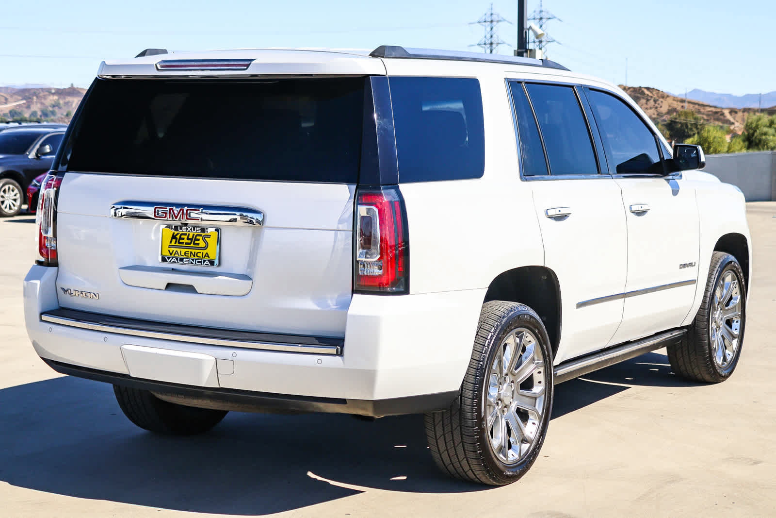 Used 2016 GMC Yukon Denali w/ Open Road Package RWD image 4