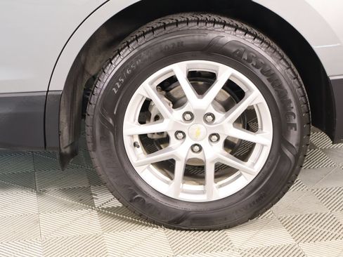 Used 2024 Chevrolet Equinox LS FWD image 17