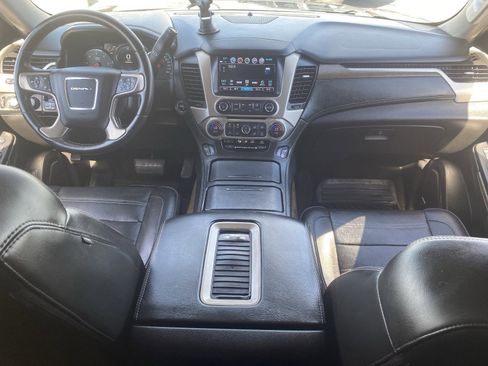 Used 2018 GMC Yukon Denali w/ Open Road Package image 16