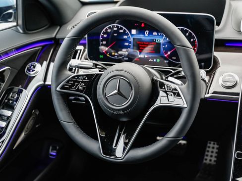 New 2026 Mercedes-Benz S 580 4MATIC Sedan image 13