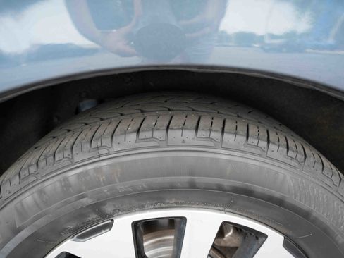 Used 2025 Honda Odyssey EX-L image 31