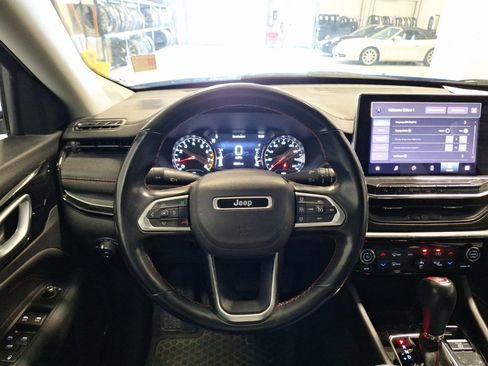 Used 2022 Jeep Compass Trailhawk w/ Sun and Sound Group image 3