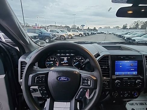 Used 2022 Ford F350 XLT image 2