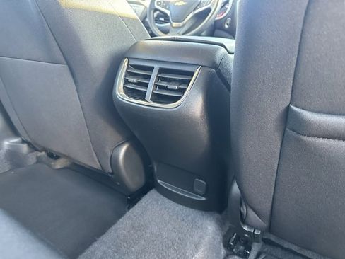 Used 2024 Chevrolet Malibu LT image 20