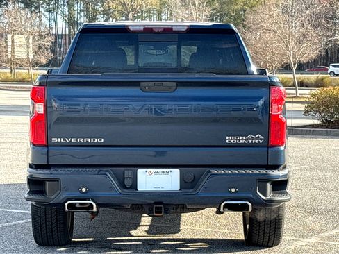 Used 2020 Chevrolet Silverado 1500 High Country w/ Technology Package image 22