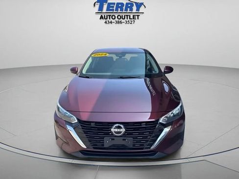 Used 2024 Nissan Sentra SV FWD image 3