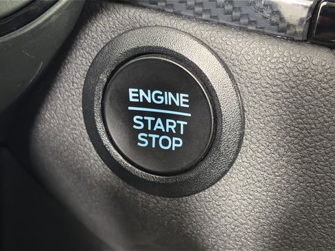 Used 2023 Ford Escape ST-Line image 26