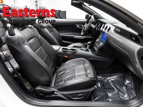 Used 2022 Ford Mustang Premium RWD image 21