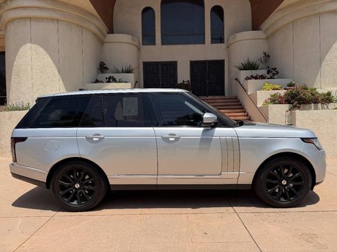 Used 2017 Land Rover Range Rover HSE AWD/4WD image 8