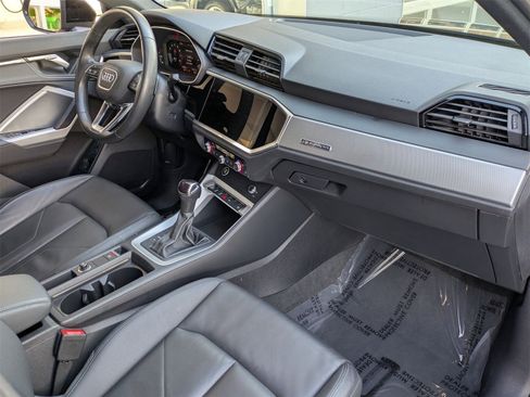 Used 2023 Audi Q3 2.0T Premium w/ Convenience Package image 20