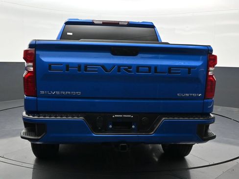 Used 2024 Chevrolet Silverado 1500 Custom RWD image 4