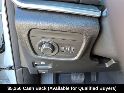 New 2025 Jeep Grand Cherokee Altitude RWD image 30