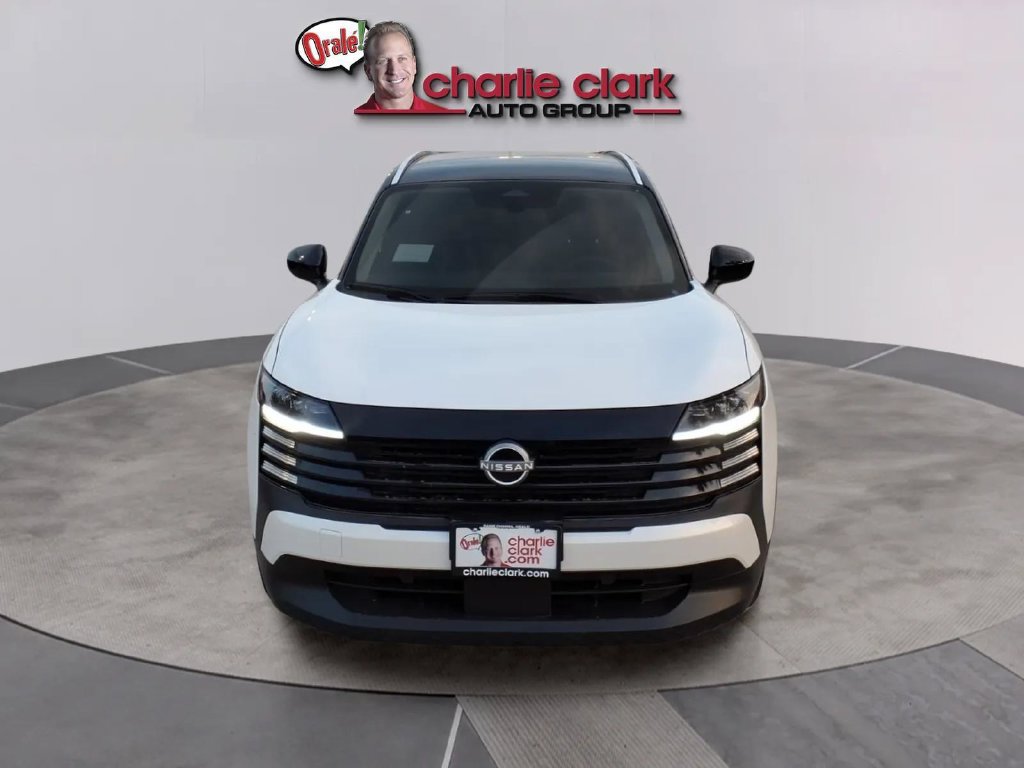New 2027 Nissan Kicks SV FWD image 8
