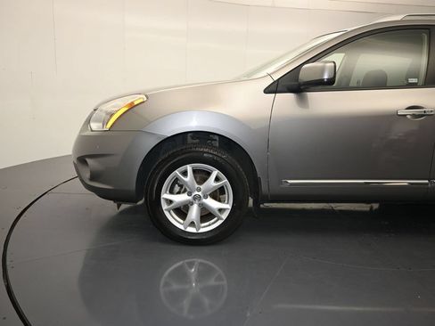 Used 2011 Nissan Rogue SV FWD image 9