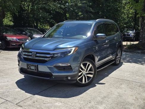 Used 2016 Honda Pilot Touring image 1