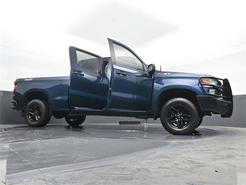 Used 2019 Chevrolet Silverado 1500 Custom Trail Boss w/ Custom Convenience Package image 31