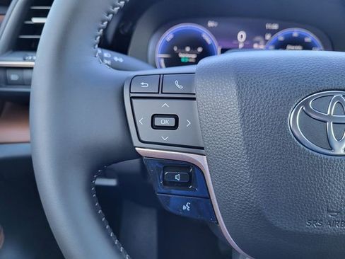 New 2026 Toyota Crown Limited image 19