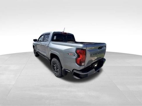 Used 2023 Chevrolet Colorado LT w/ LT Convenience Package II AWD/4WD image 4