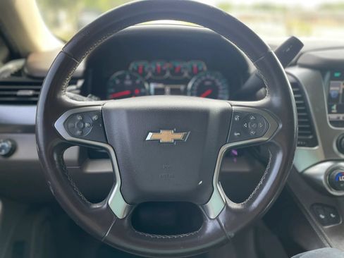 Used 2015 Chevrolet Tahoe LT RWD image 16