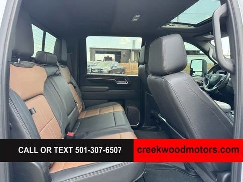 Used 2024 Chevrolet Silverado 3500 High Country w/ Technology Package AWD/4WD image 13