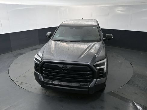 Used 2025 Toyota Tundra SR5 w/ SR5 Convenience Package AWD/4WD image 30
