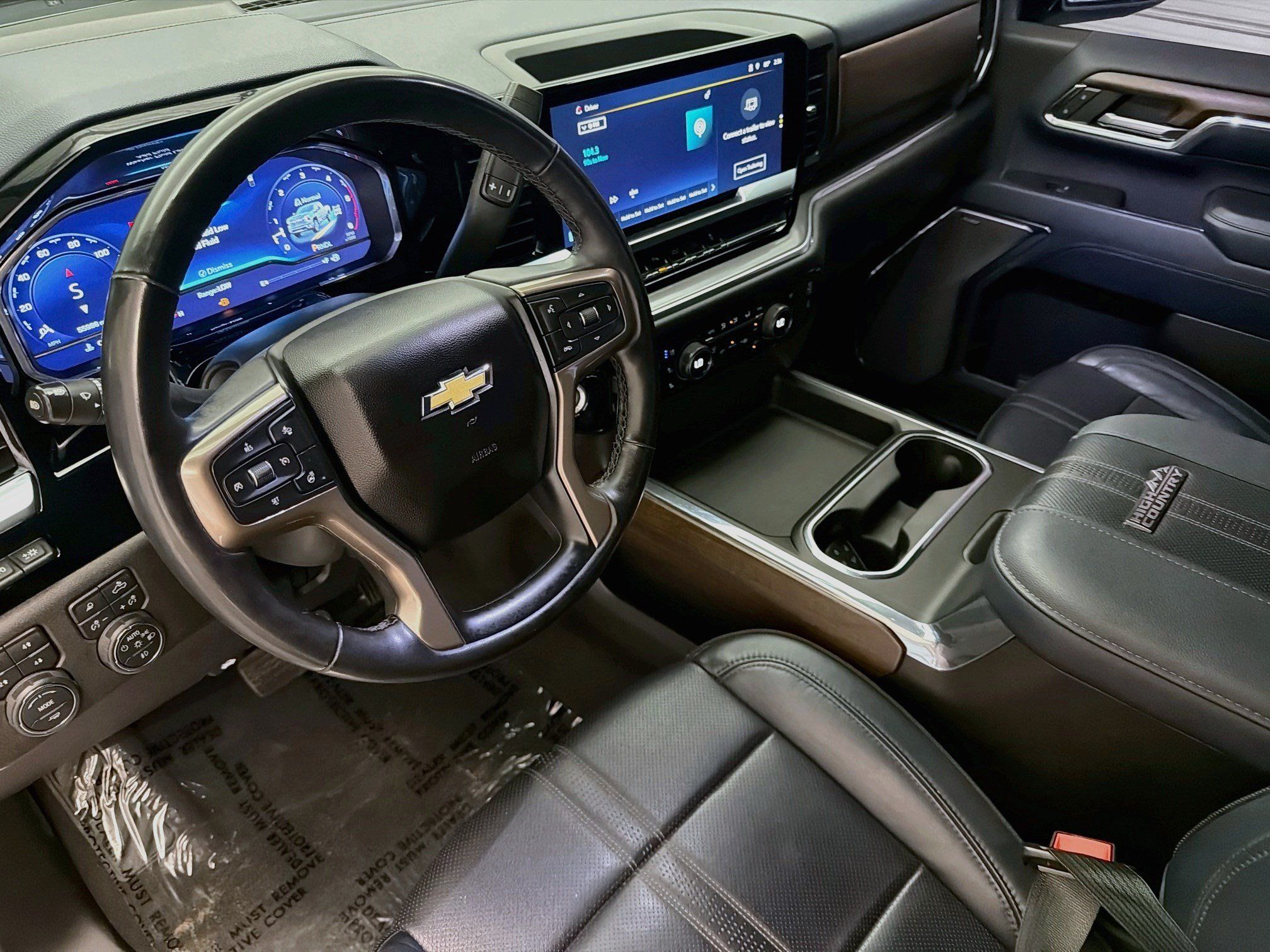 Used 2024 Chevrolet Silverado 3500 High Country w/ High Country Premium Package AWD/4WD image 7