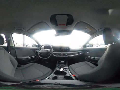 Used 2025 Kia K4 FWD image 41