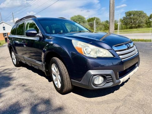 Used 2013 Subaru Outback 2.5i Limited AWD/4WD image 7