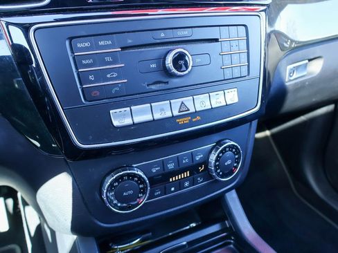 Used 2018 Mercedes-Benz GLS 450 4MATIC image 16