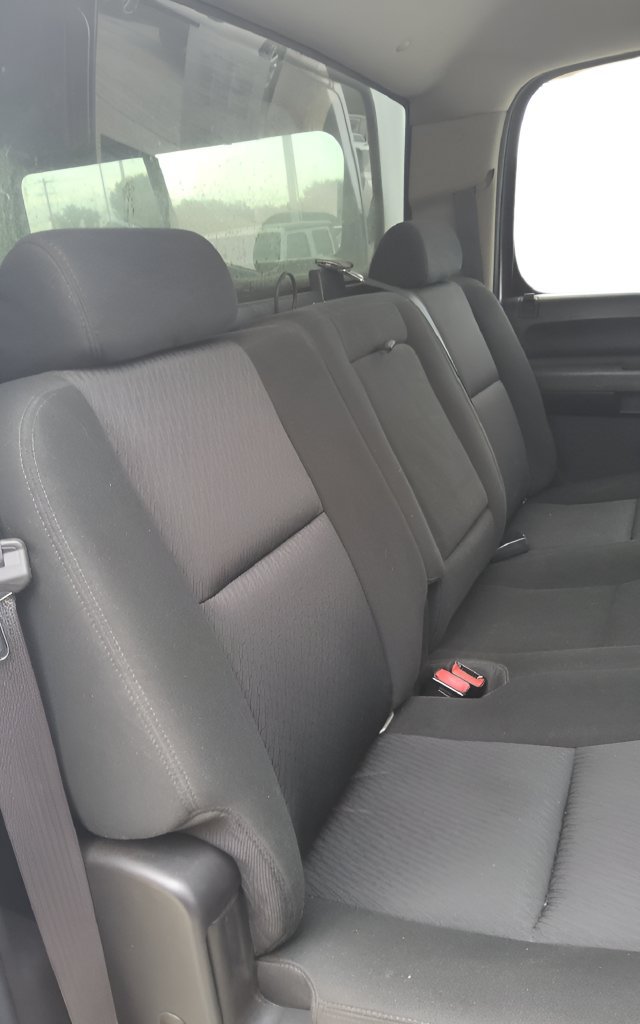 Used 2010 Chevrolet Silverado 2500 LT w/ Interior Plus Package AWD/4WD image 26