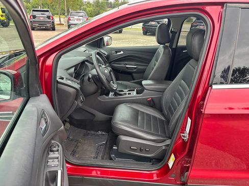 Used 2017 Ford Escape Titanium AWD/4WD image 11
