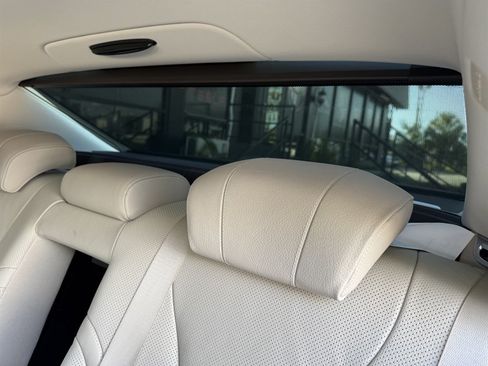 Used 2015 Mercedes-Benz S 550 Sedan image 17