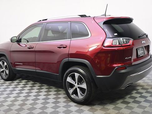 Used 2019 Jeep Cherokee Limited AWD/4WD image 3