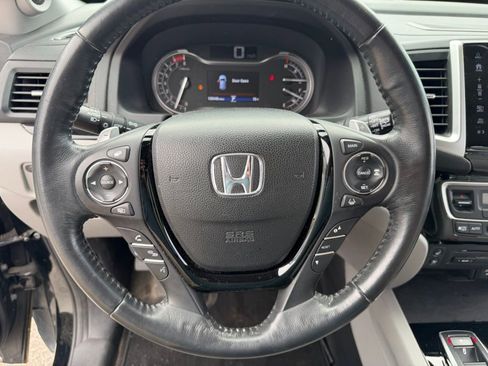 Used 2017 Honda Pilot Elite image 29