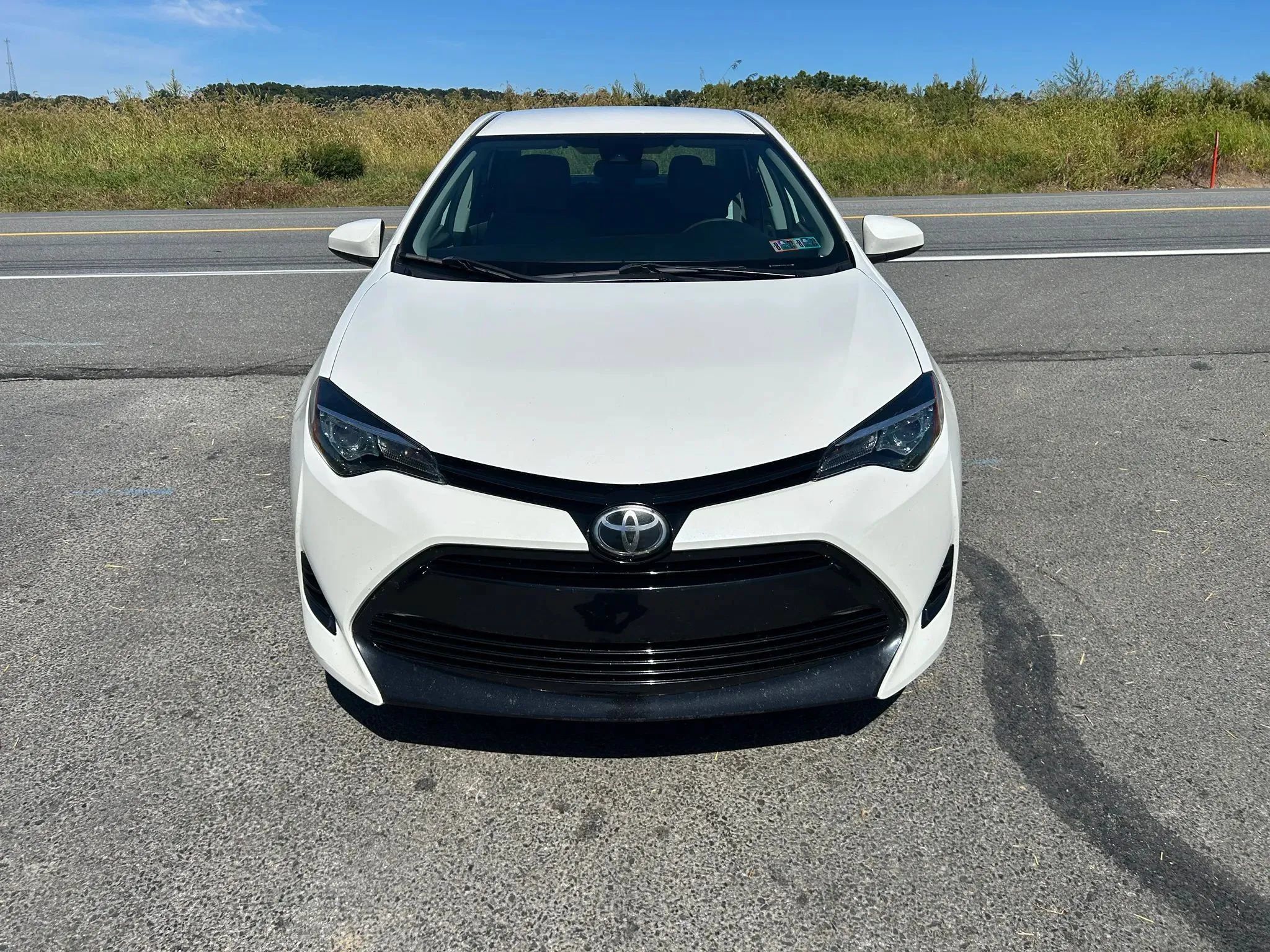 Used 2018 Toyota Corolla LE FWD image 4
