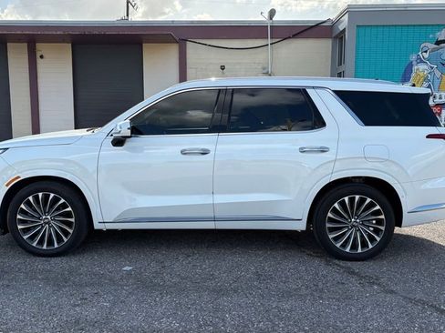 Used 2024 Hyundai Palisade Calligraphy image 6