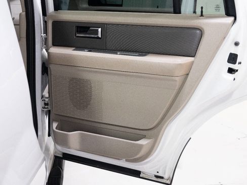 Used 2014 Ford Expedition XL RWD image 24