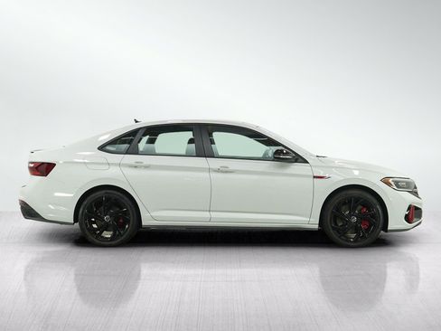 Used 2023 Volkswagen Jetta GLI Autobahn FWD image 6