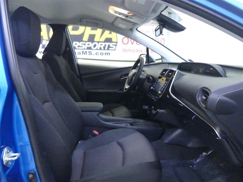 Used 2020 Toyota Prius LE AWD/4WD image 7