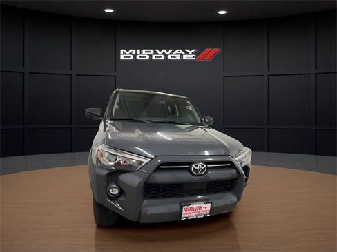 Used 2024 Toyota 4Runner SR5 image 5