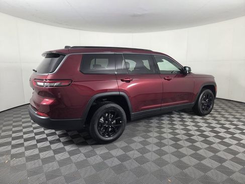 New 2026 Jeep Grand Cherokee L 2WD image 6