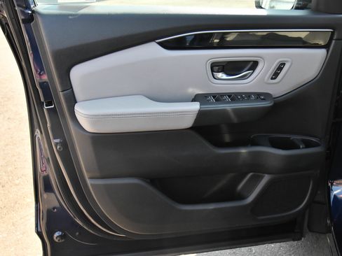 Used 2024 Honda Pilot EX-L image 14