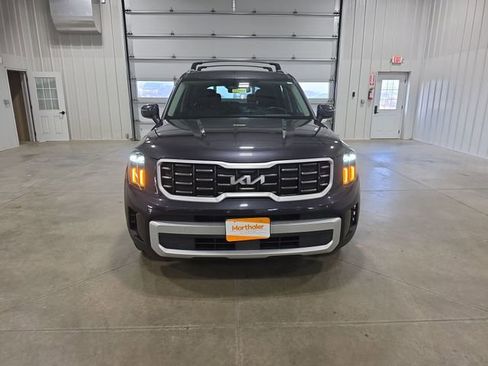 Used 2025 Kia Telluride S AWD/4WD image 3